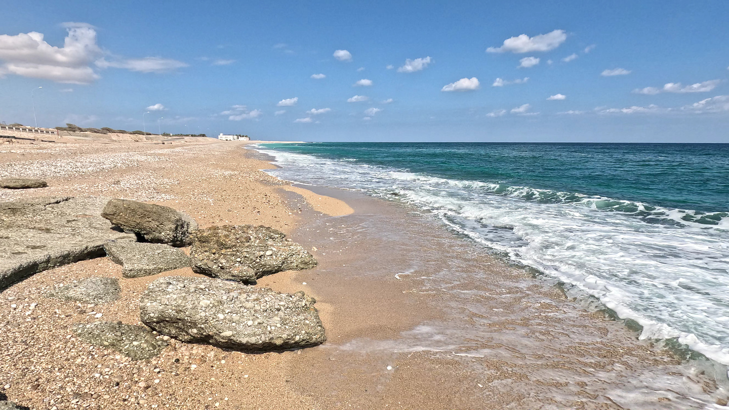 tiwi-beach.jpg