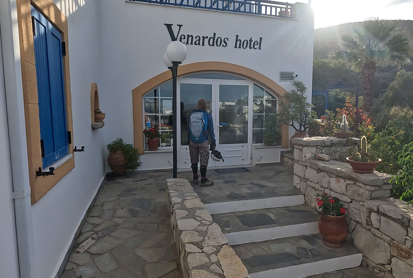 agiapelagia-hotel2.jpg
