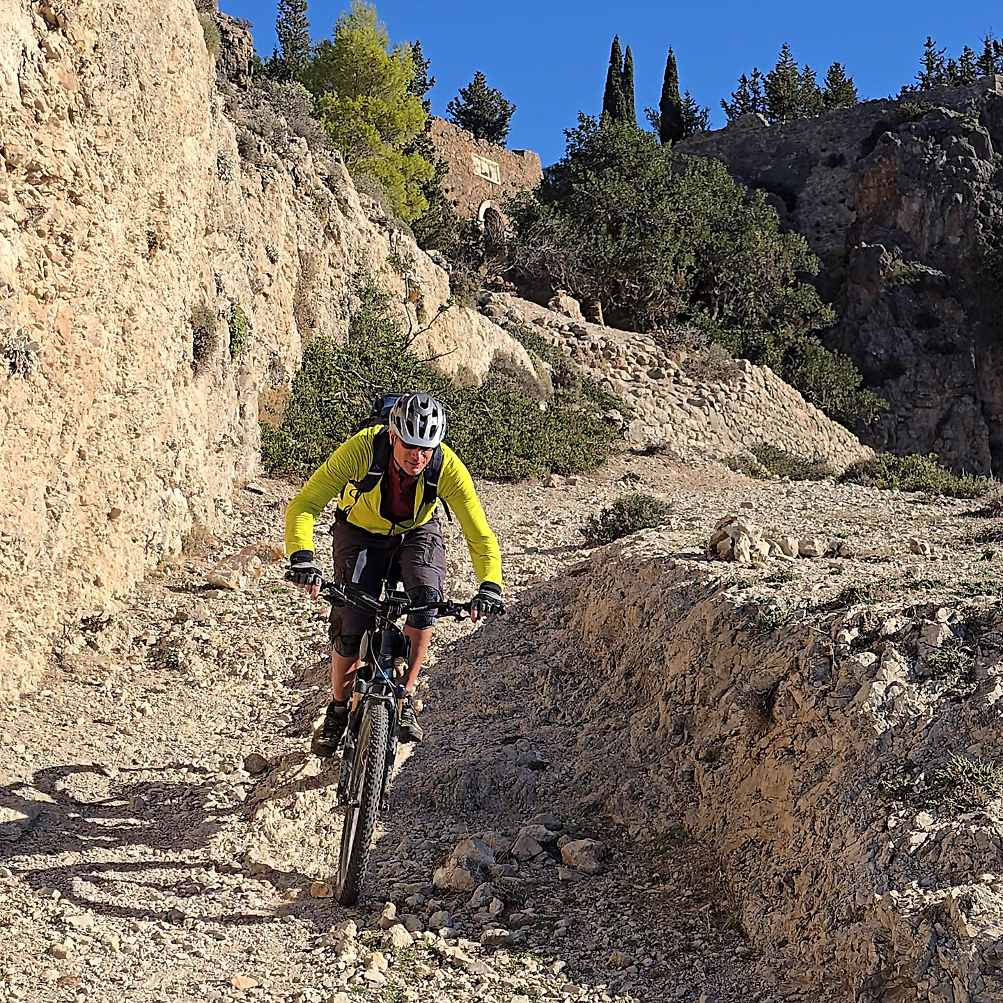 assos-trail15.jpg