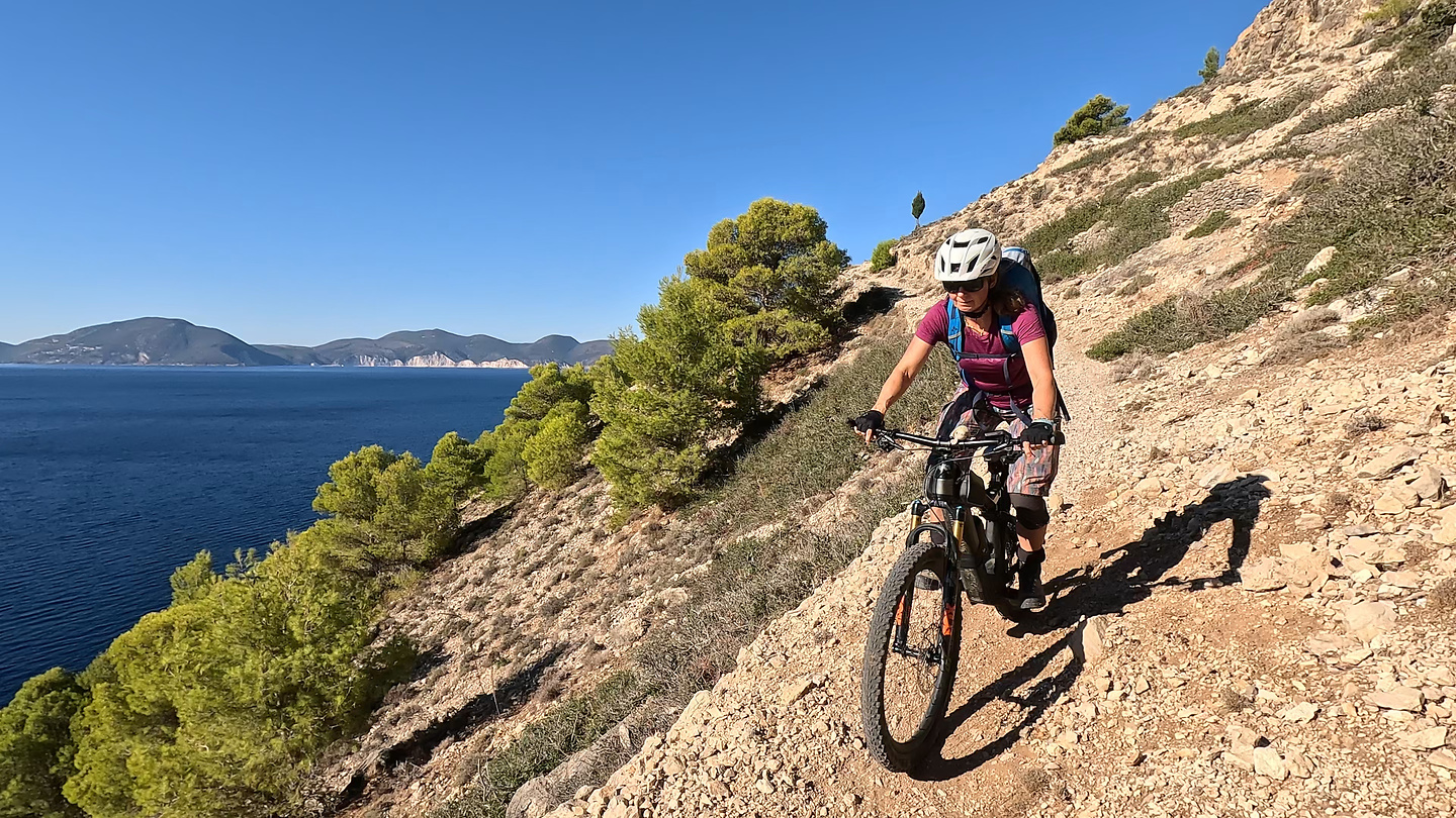 assos-trail17.jpg