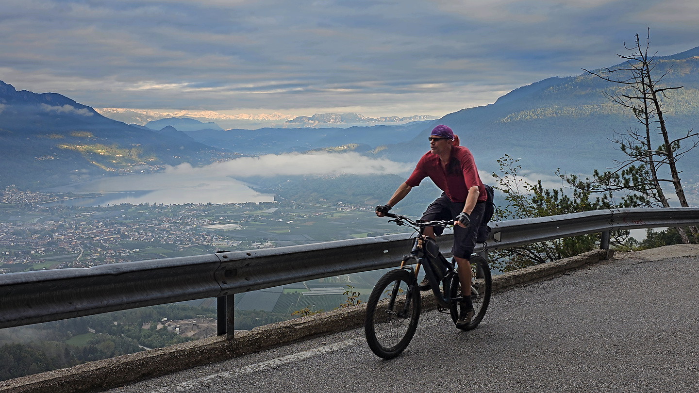 caldonazzo-uphill2.jpg