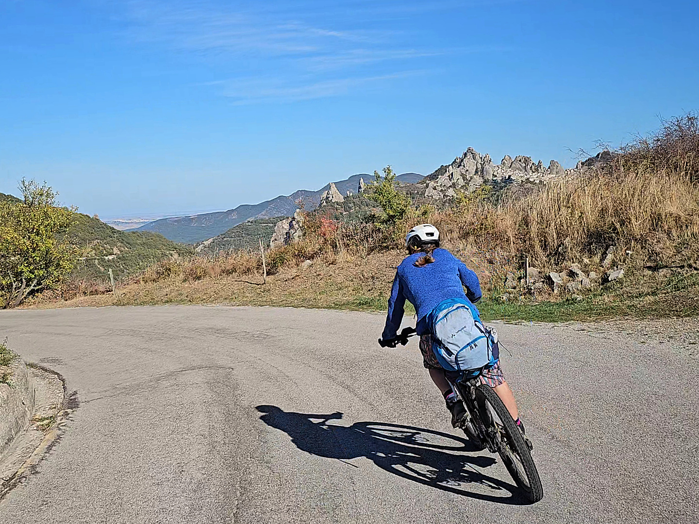 castelmezzano-road3.jpg