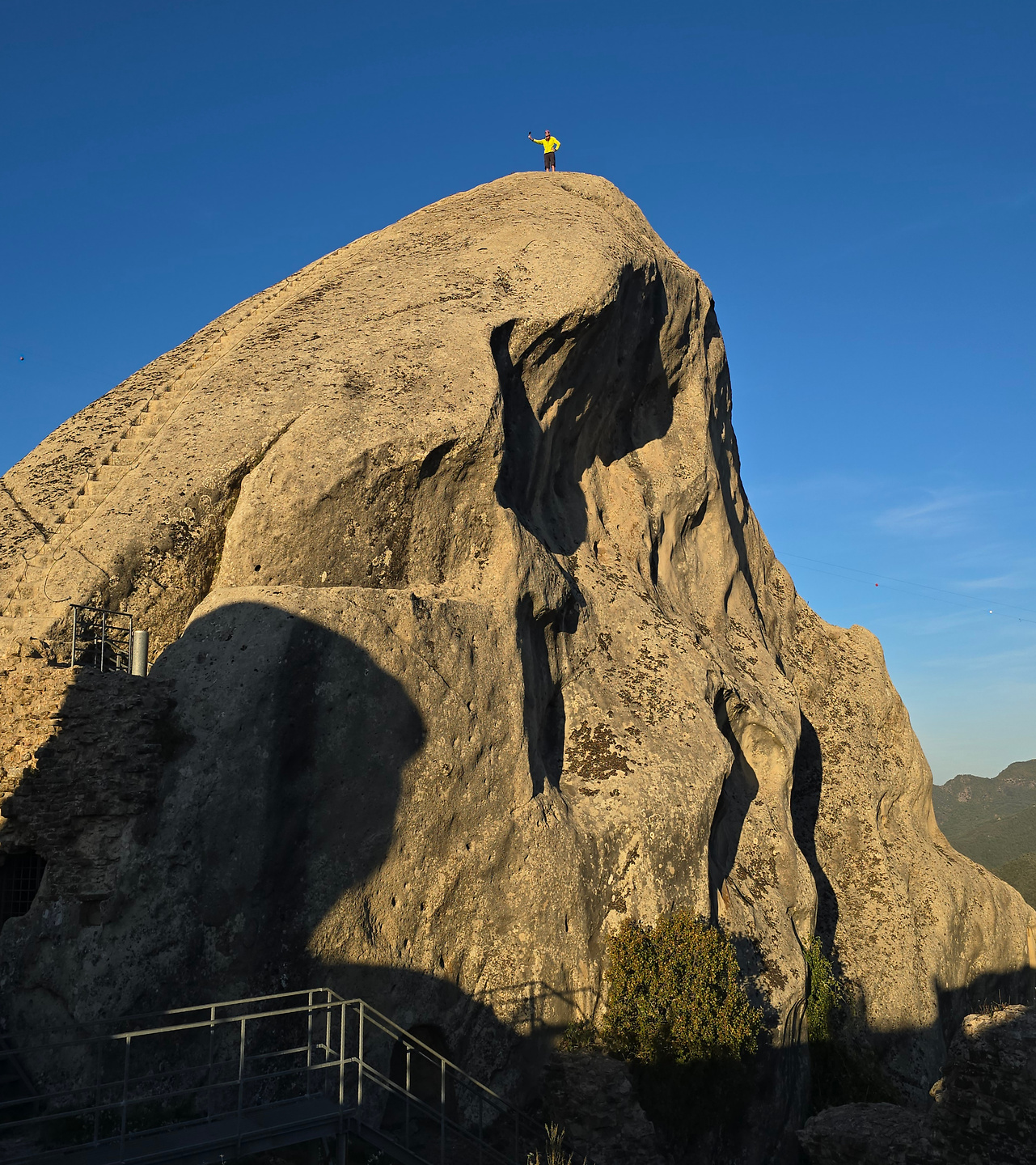 castelmezzano-rocks5.jpg