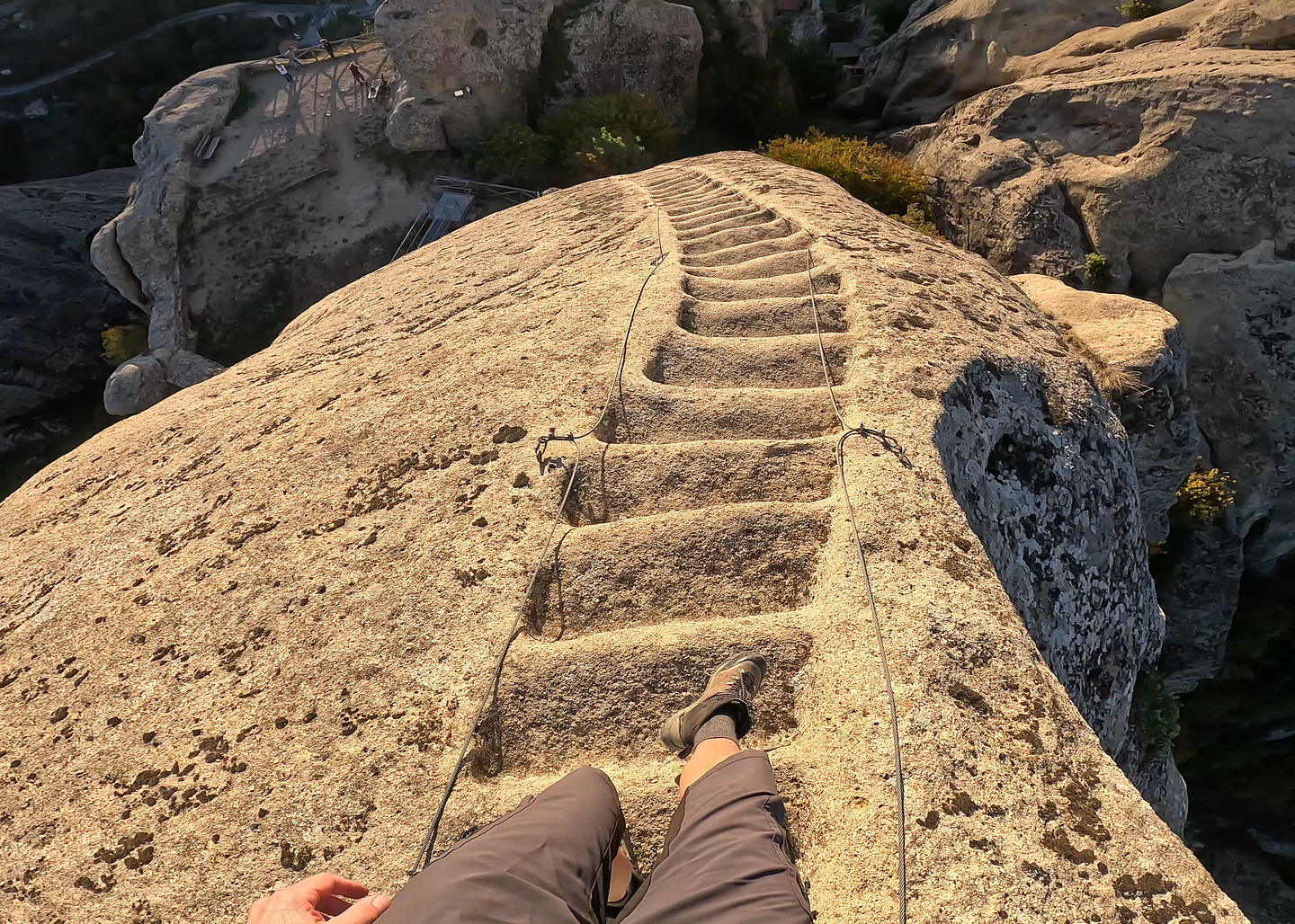 castelmezzano-rocks6.jpg