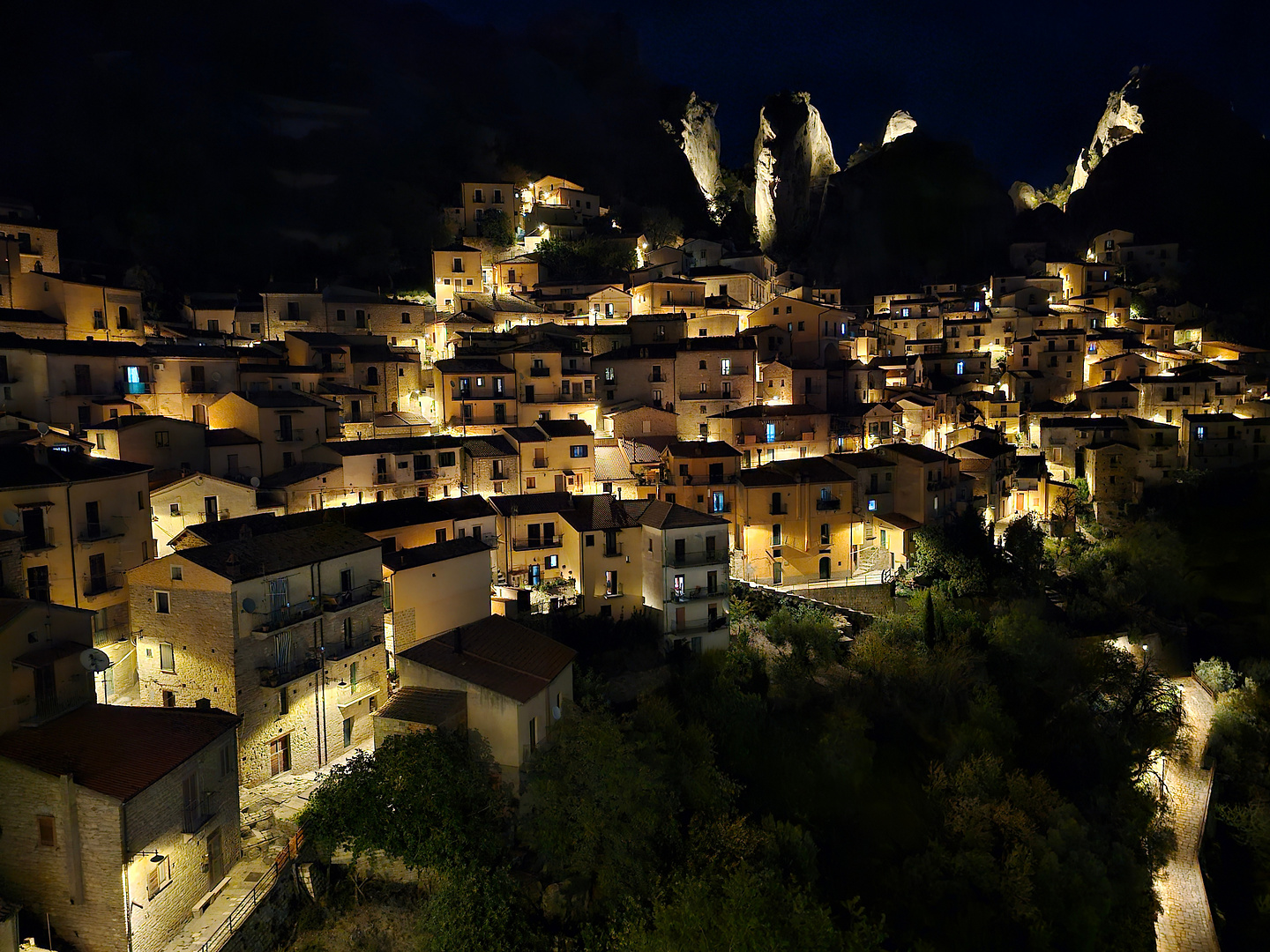 castelmezzano-town4.jpg