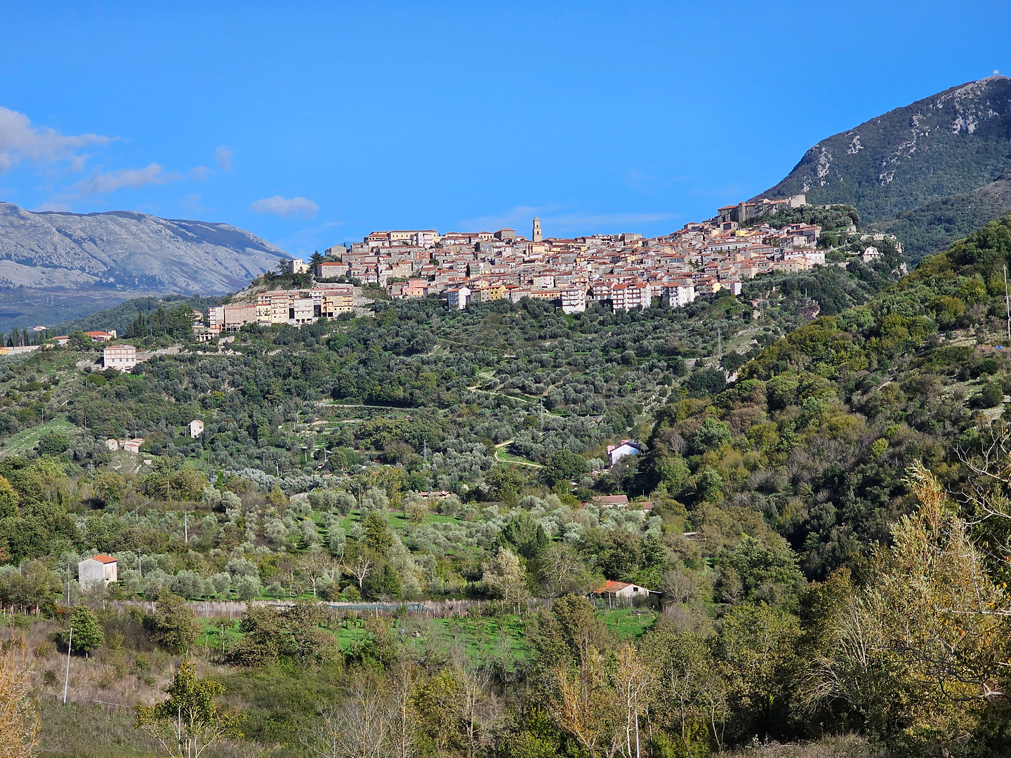 laurino-town1.jpg