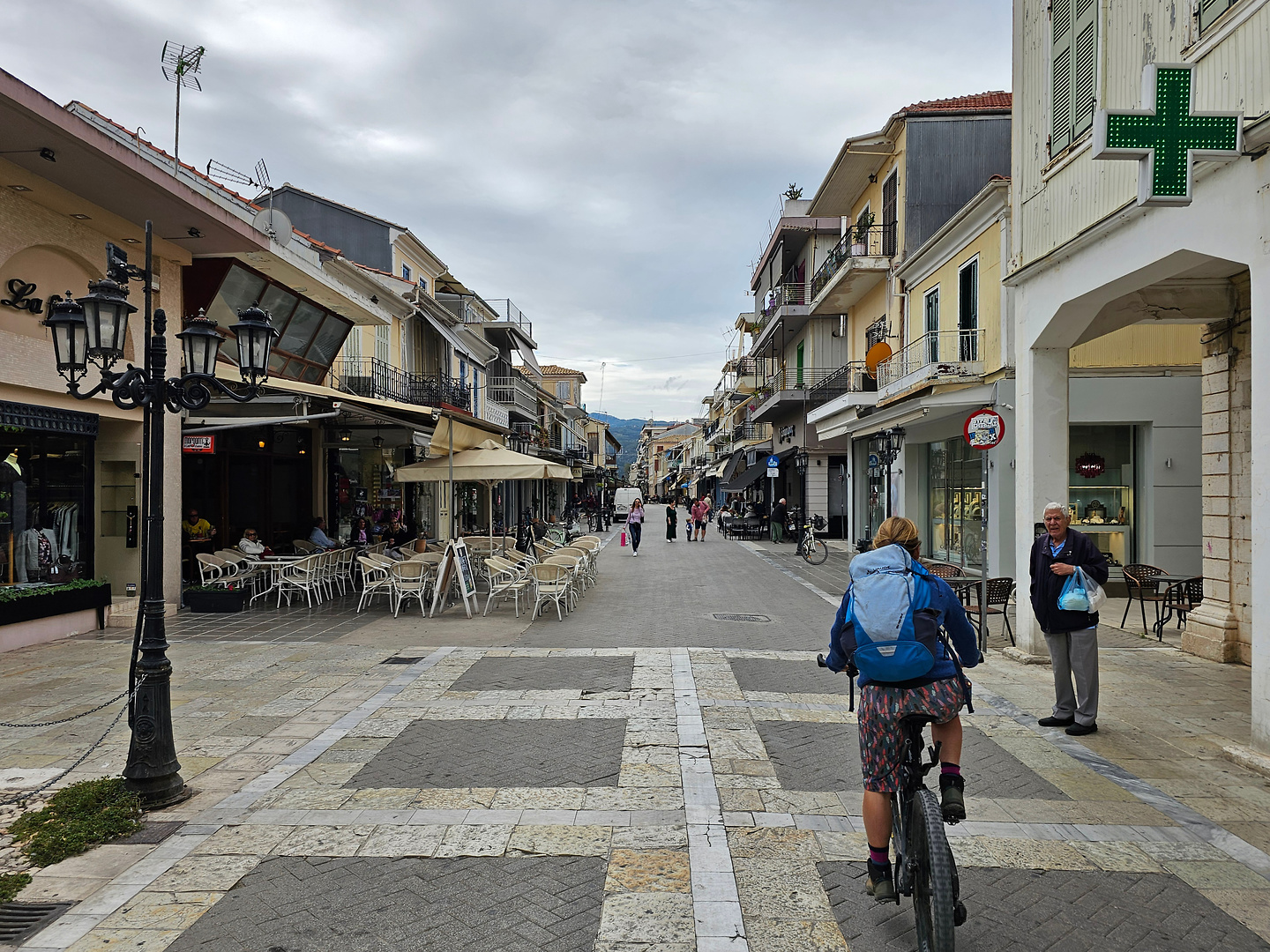 lefkada-town1.jpg