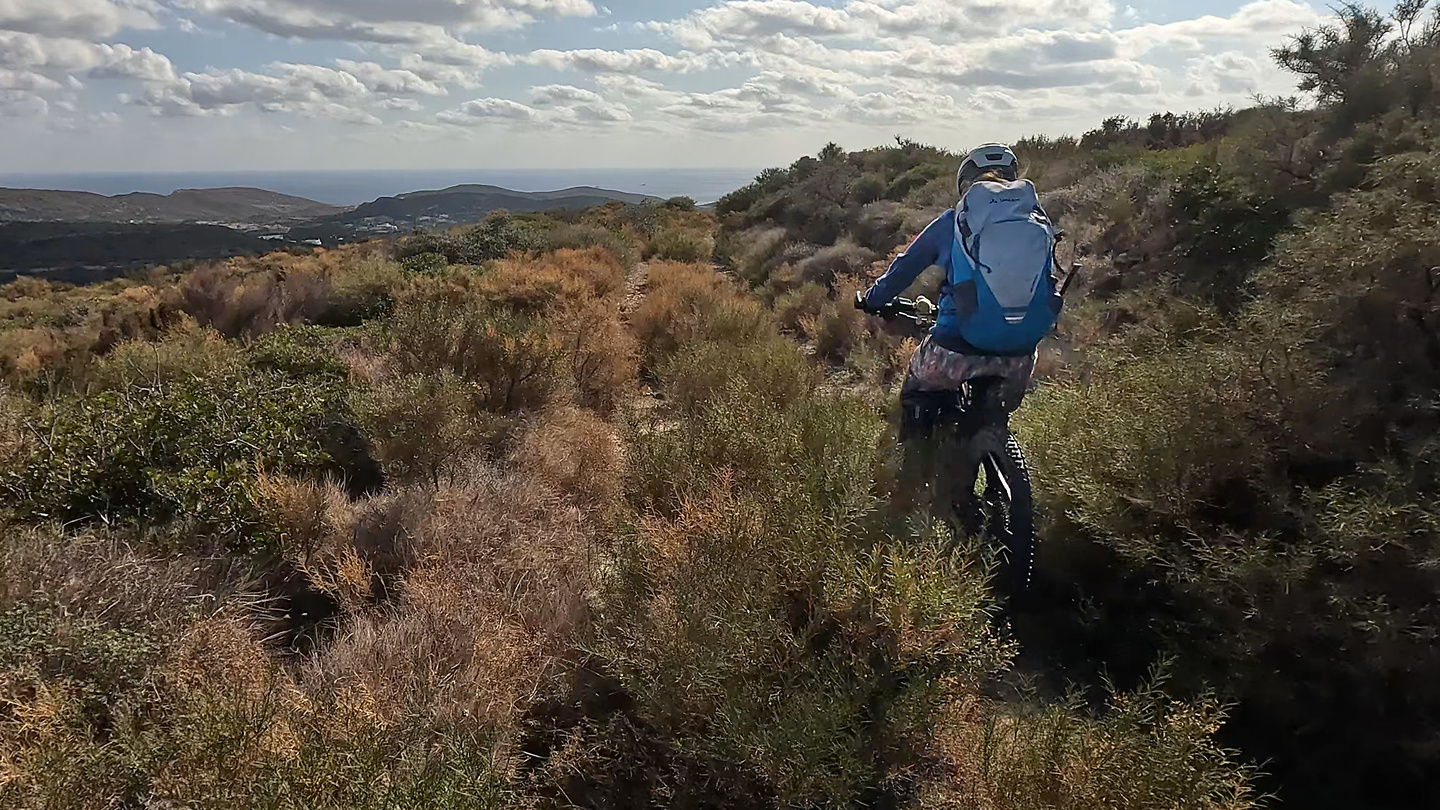 livadi-trail2.jpg