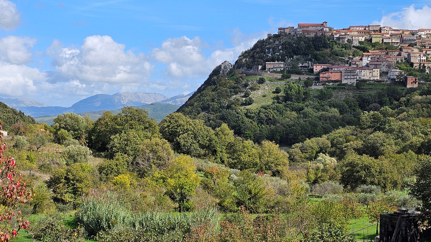magliano-town1.jpg