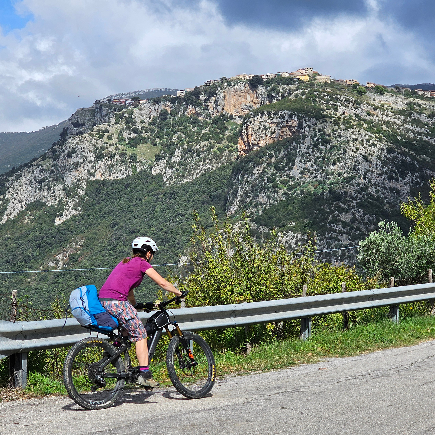 magliano-uphill8.jpg