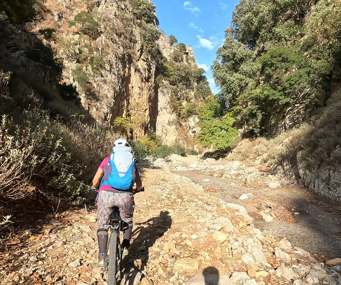 mesavlia-gorge13.jpg