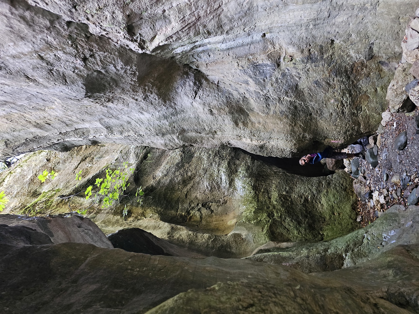 meskla-gorge4.jpg
