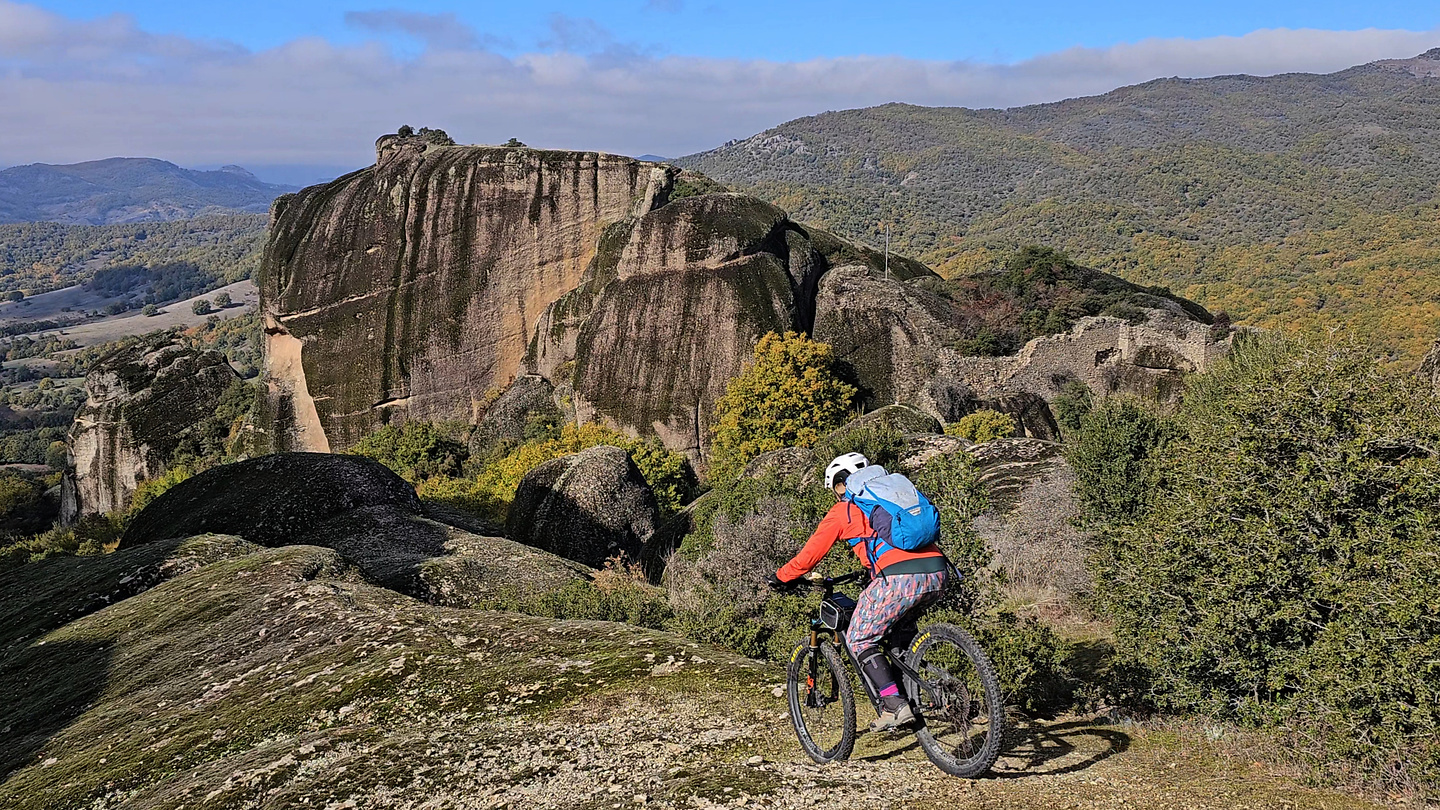 meteora-trail11.jpg