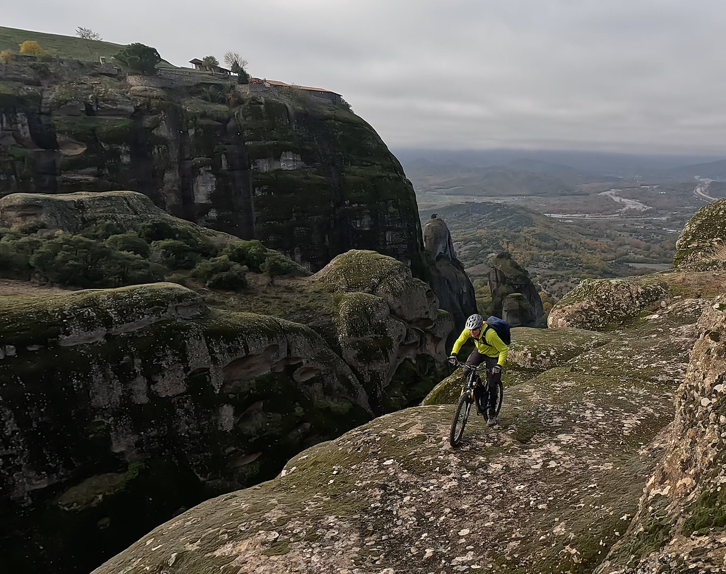 meteora-trail7.jpg