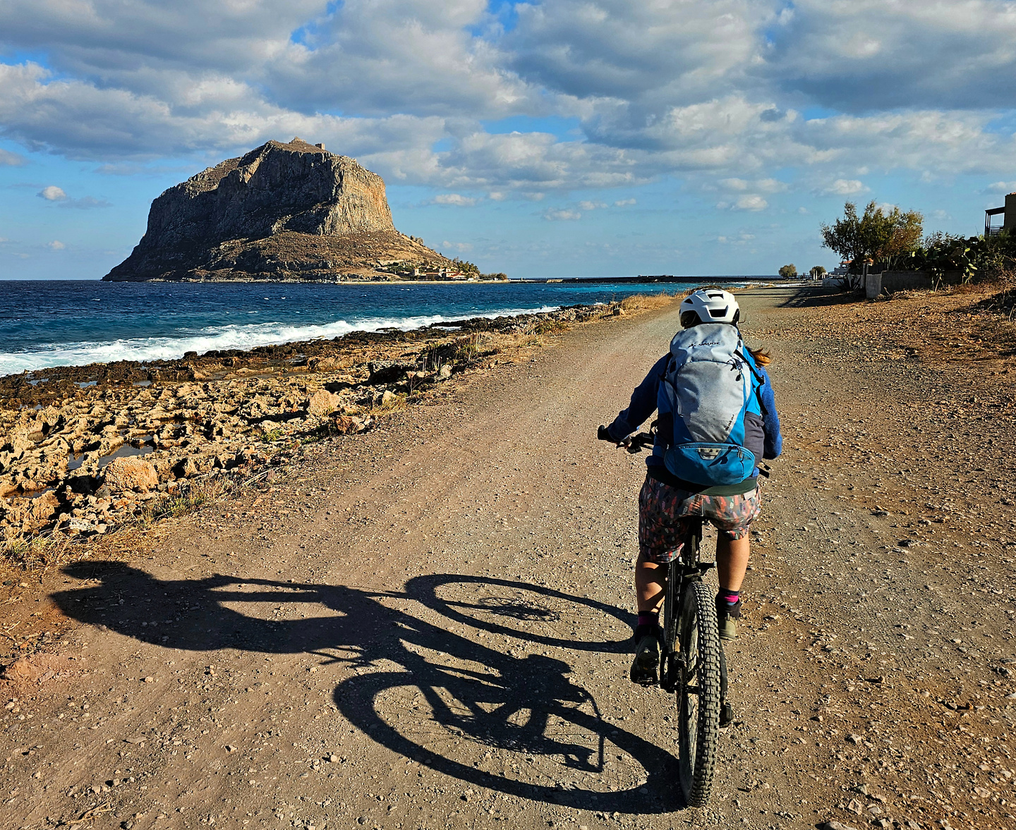 monemvasia-road7.jpg