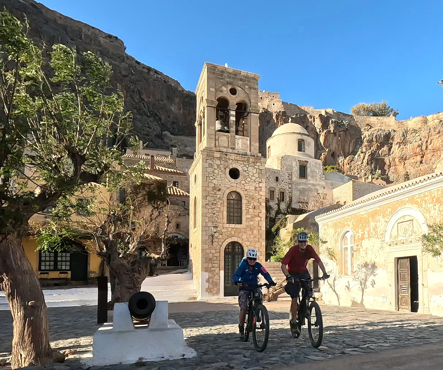 monemvasia-town2.jpg