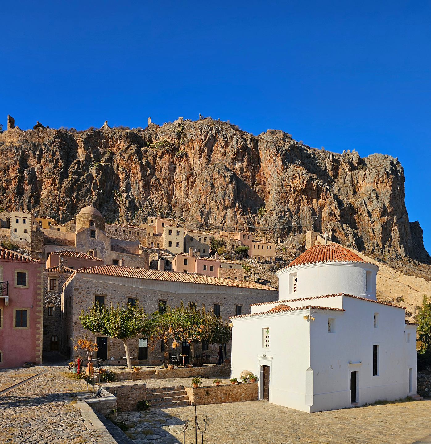 monemvasia-town3.jpg