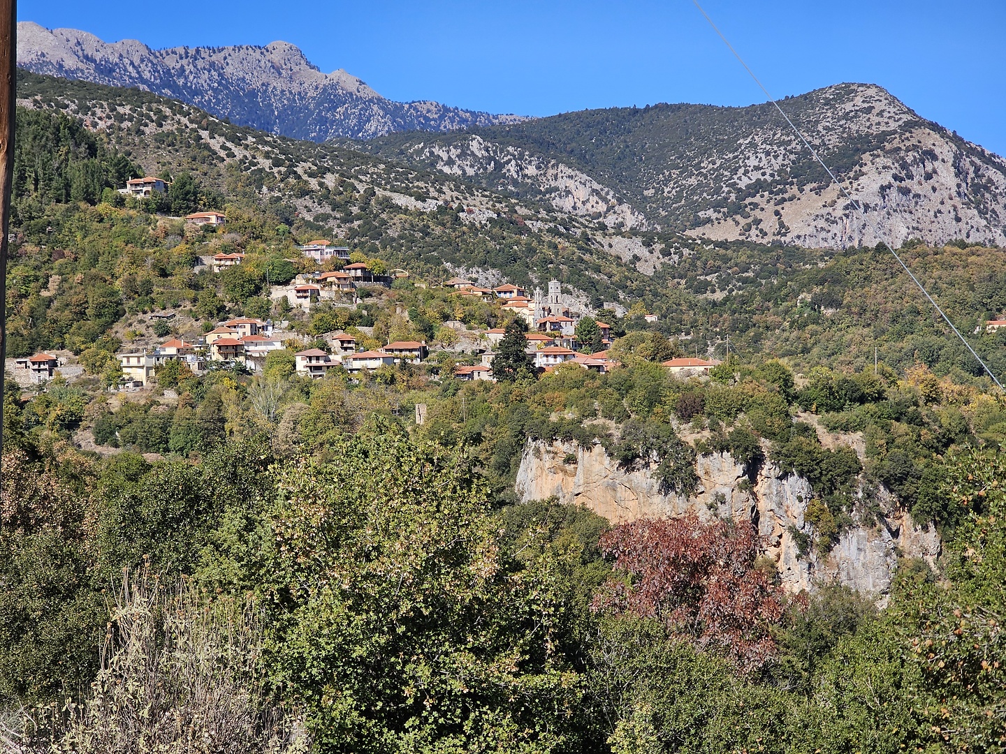 mystras-road4.jpg