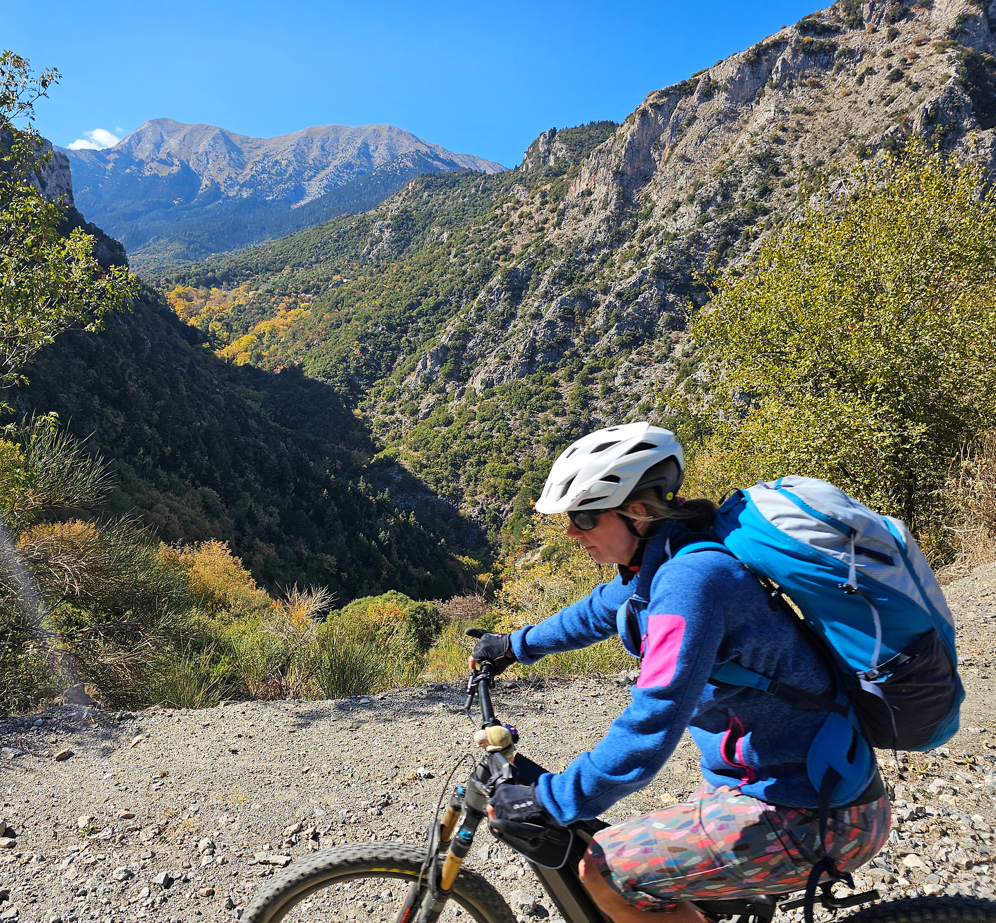 mystras-road7.jpg