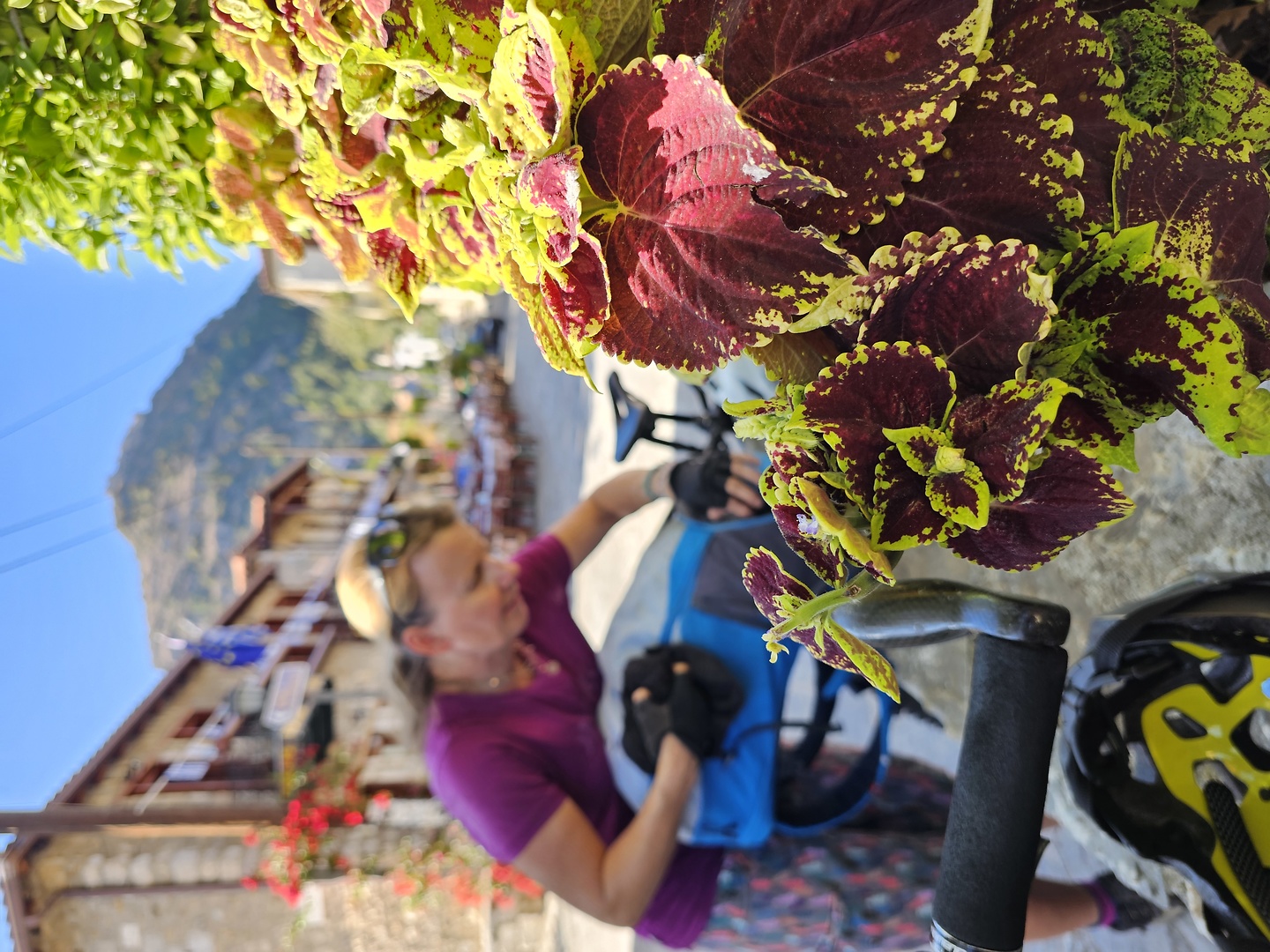 mystras-town1.jpg