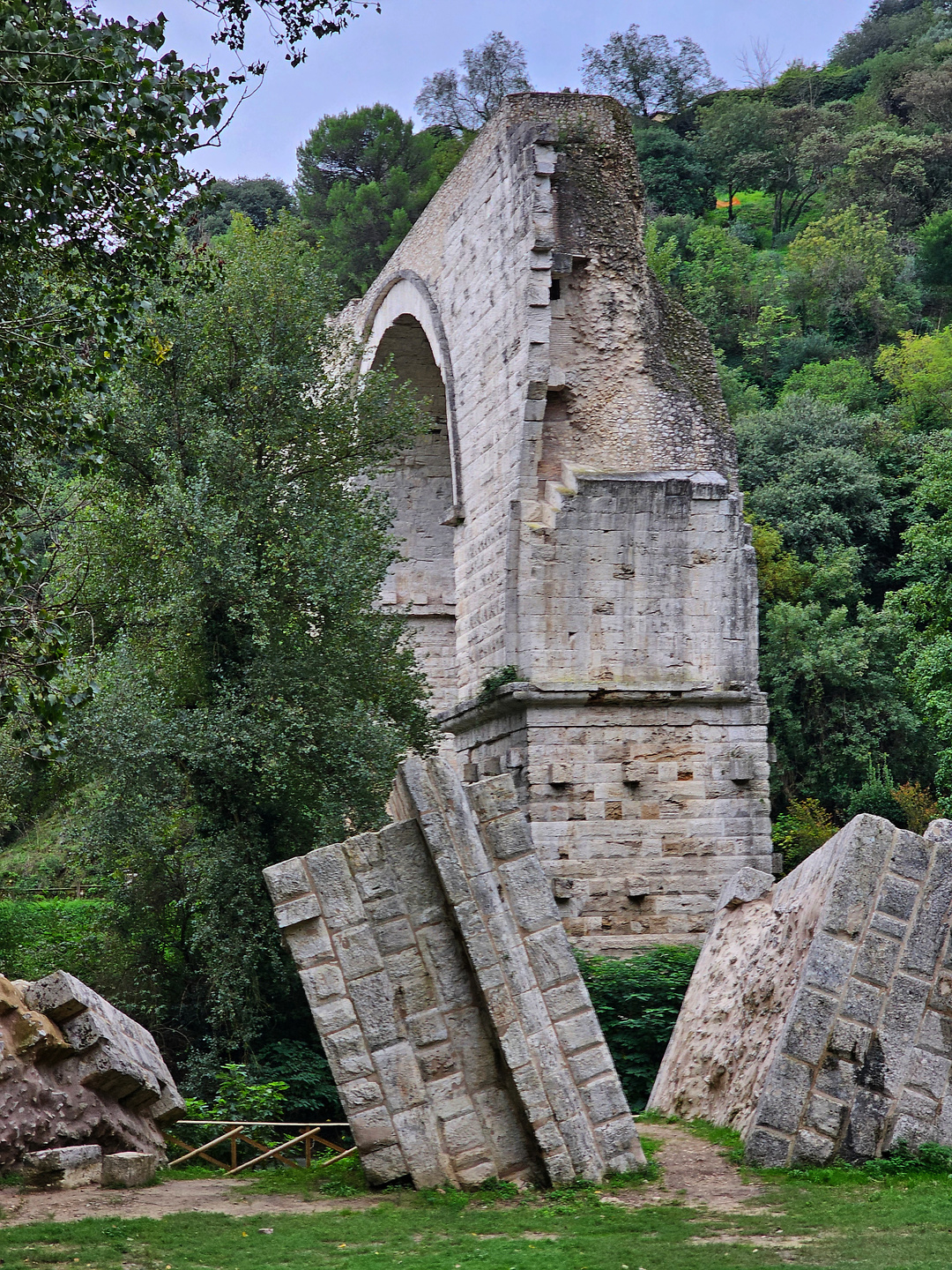 nera-gorge1.jpg