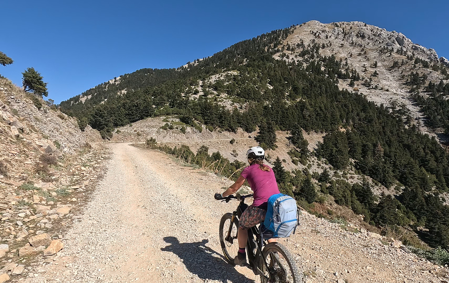 taygetos-uphill4.jpg