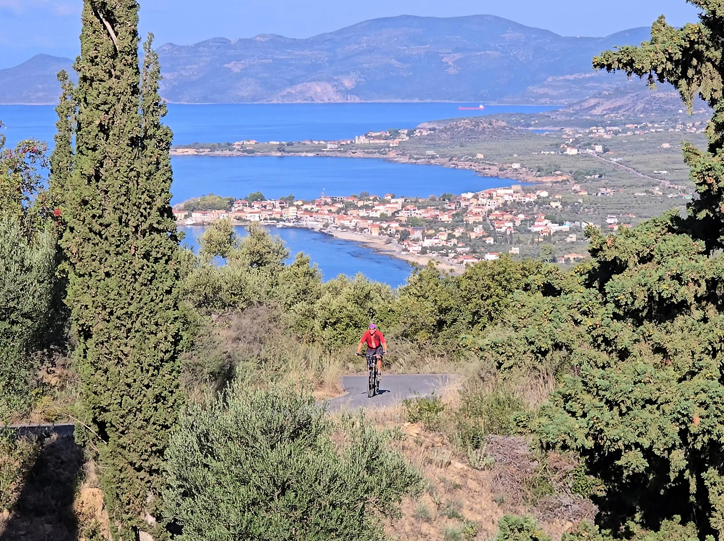 trachila-uphill2.jpg