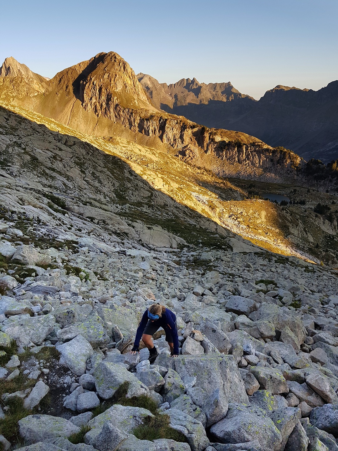 aneto-uphill2.jpg