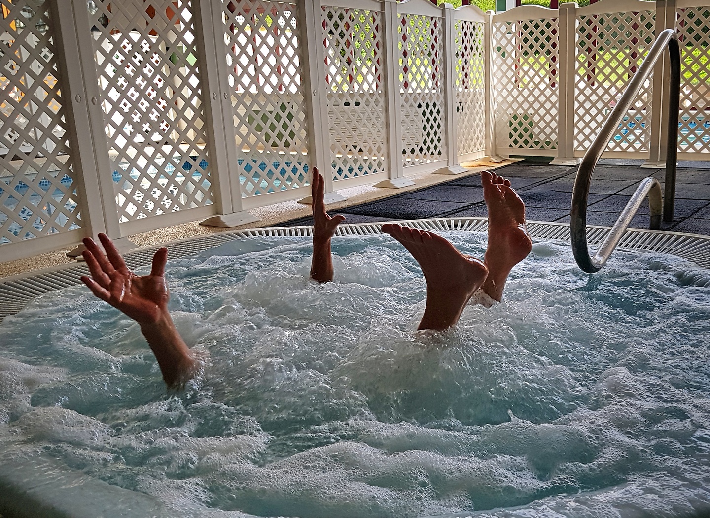benasque-whirlpool.jpg