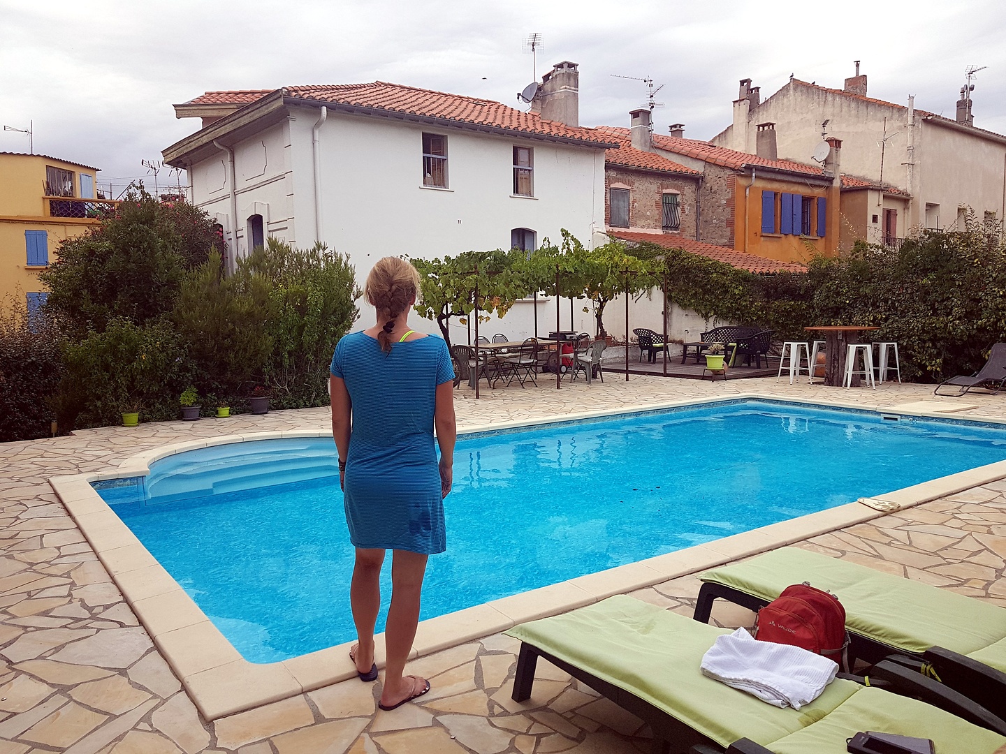 ceret-pool.jpg