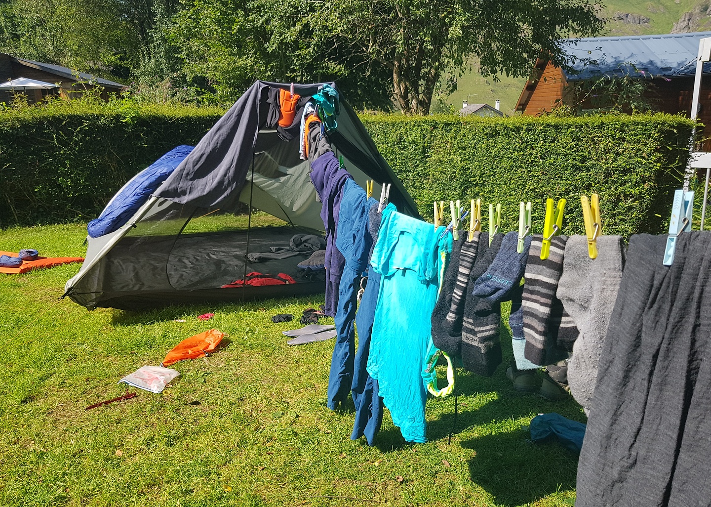 larrau-laundry.jpg