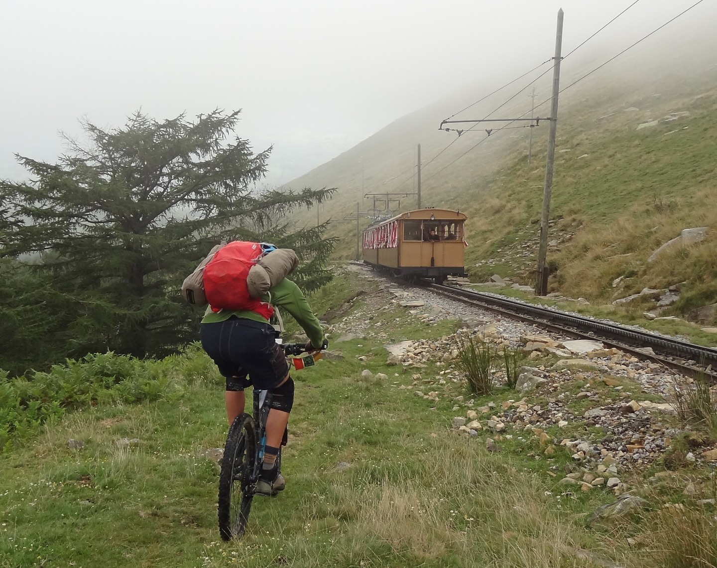 larrun-trail3.jpg