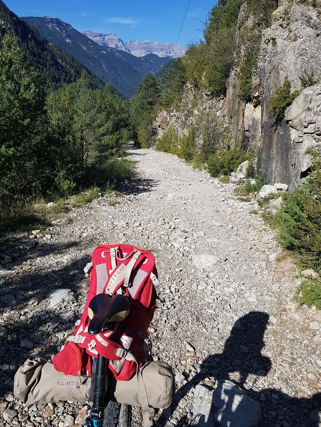 urdiceto-uphill1.jpg