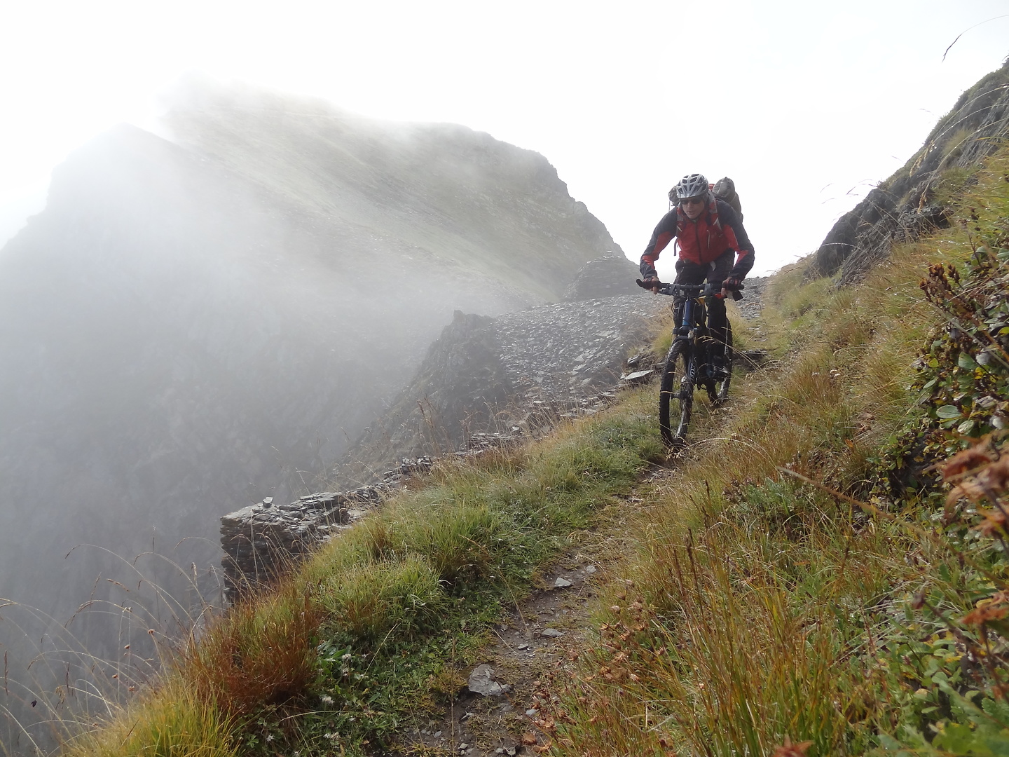 urets-trail1.jpg
