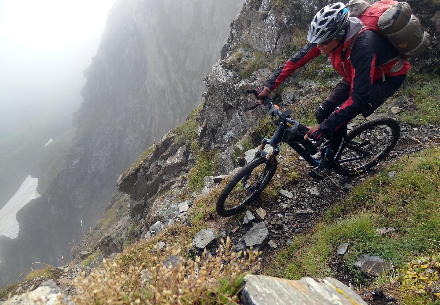 urets-trail2.jpg