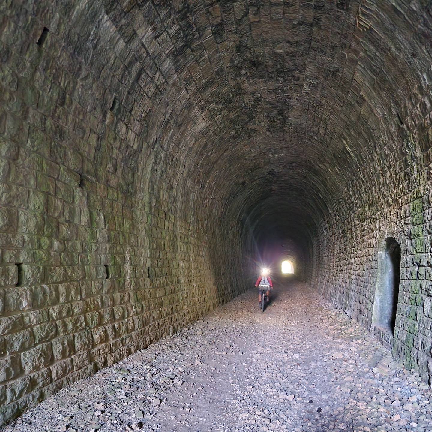alzon-road6.jpg