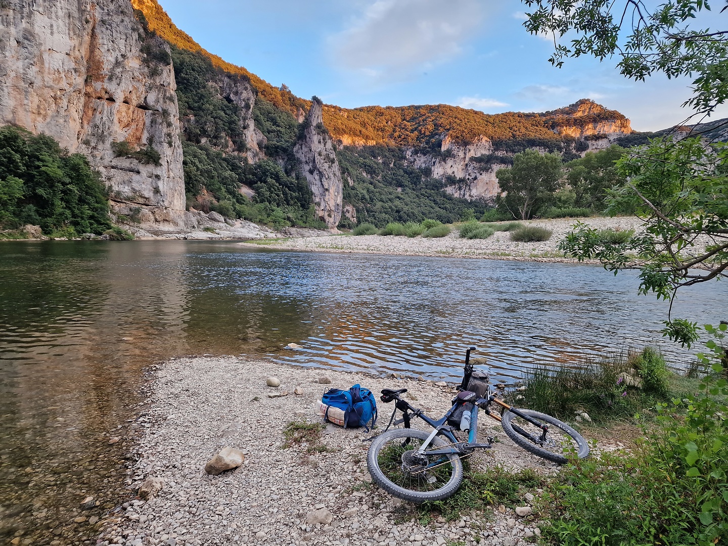 ardeche-camp1.jpg