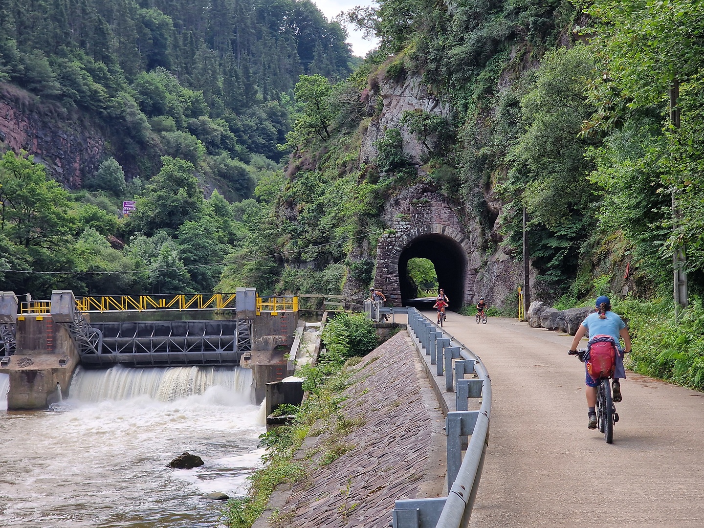 bidasoa-cyclepath3.jpg