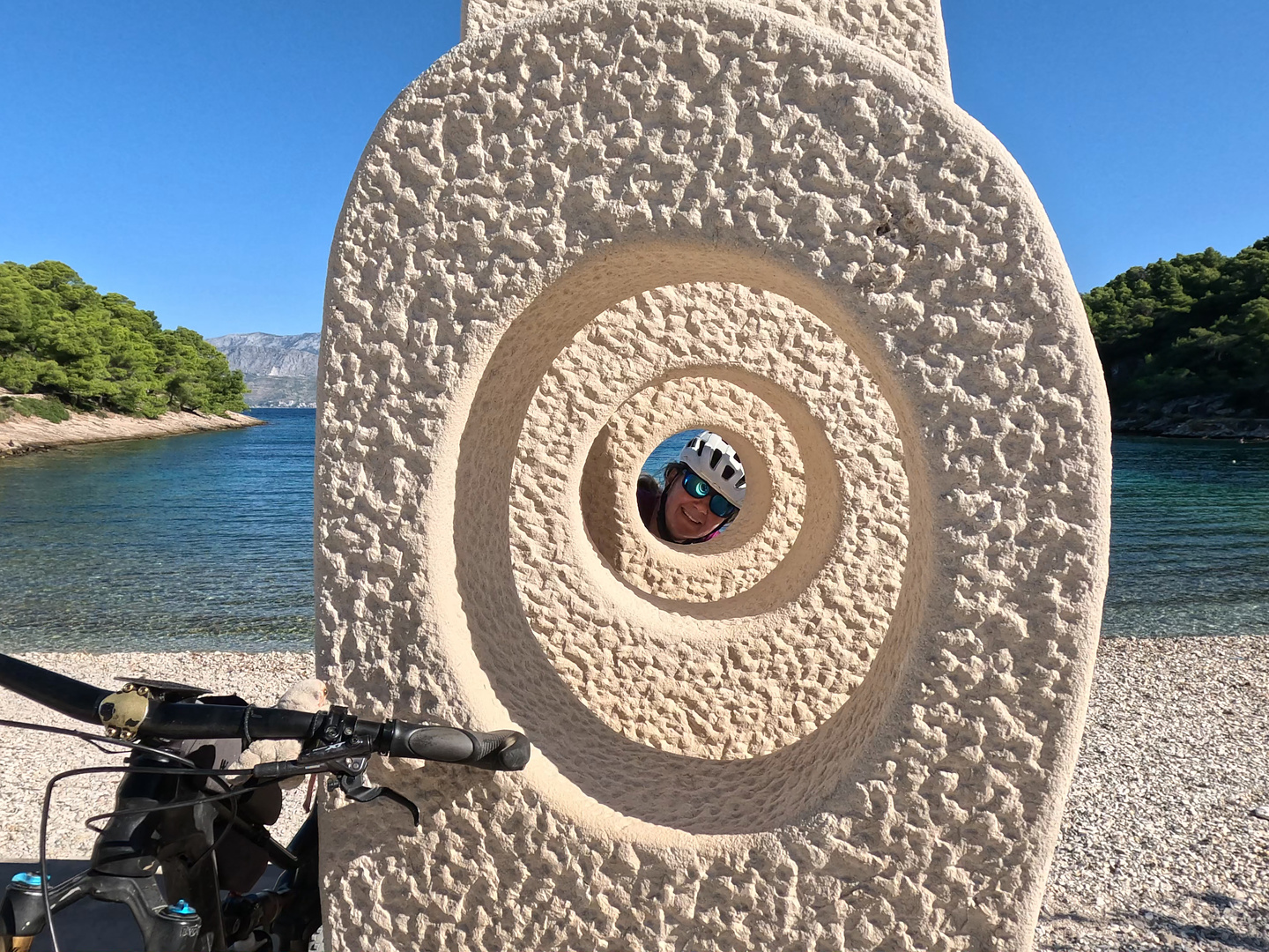 brac-art1.jpg