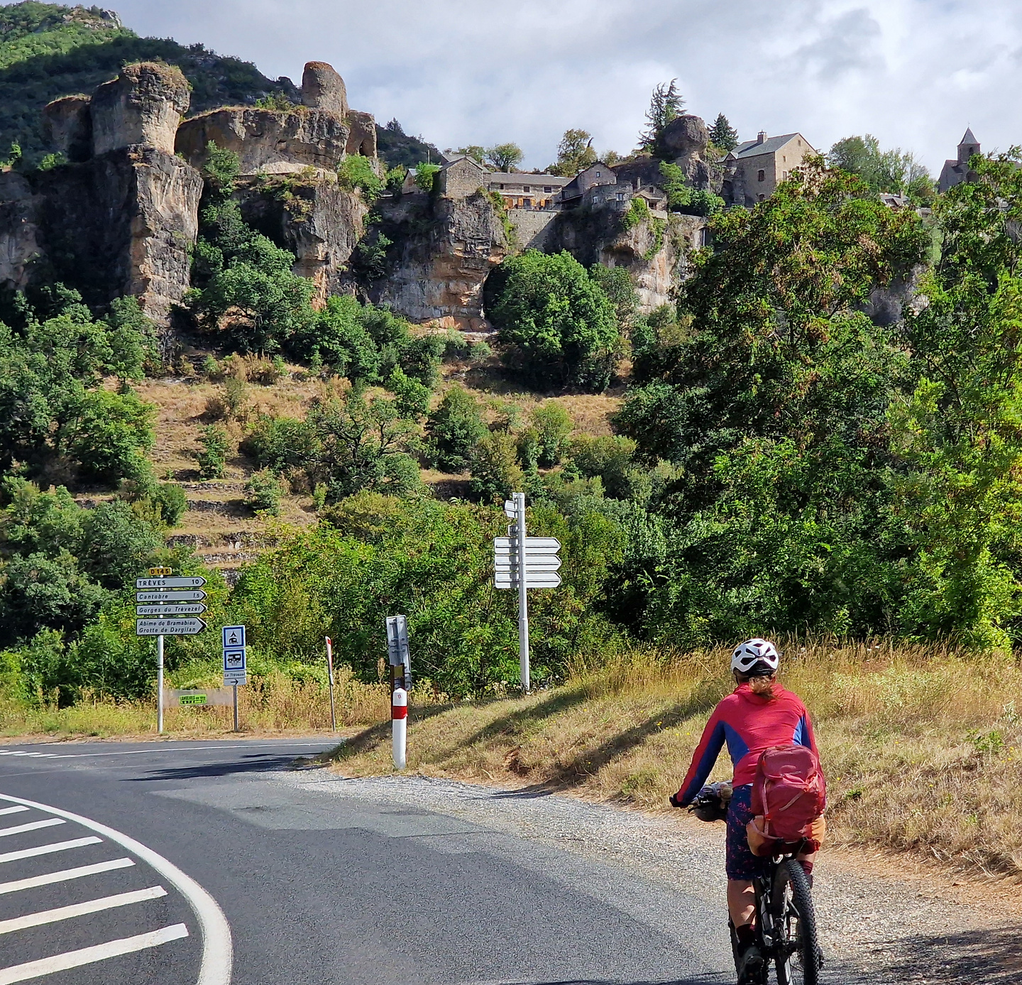 dourbie-road1.jpg
