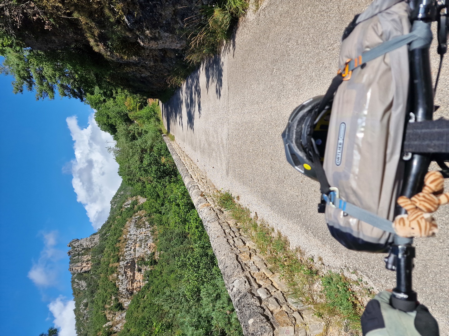 dourbie-road8.jpg