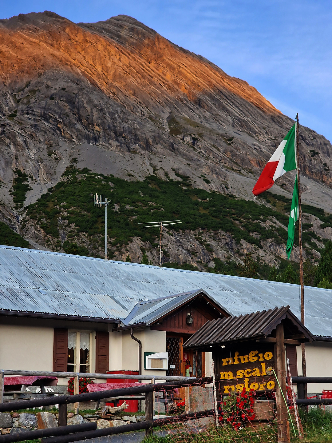 fraele-rifugio7.jpg