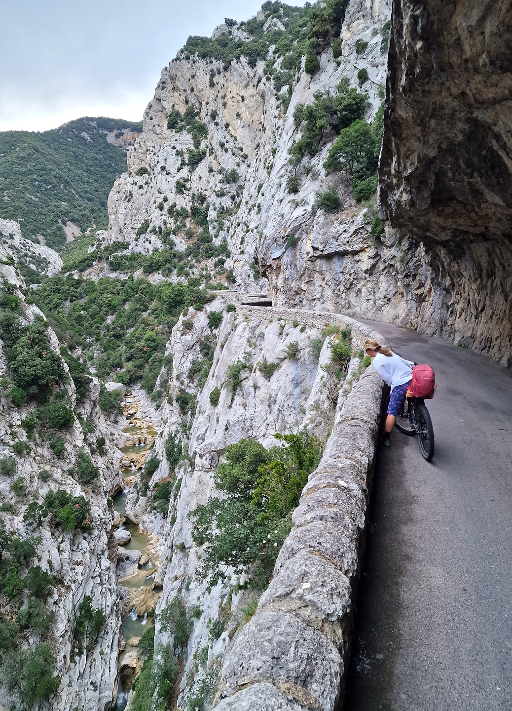 galamus-road5.jpg
