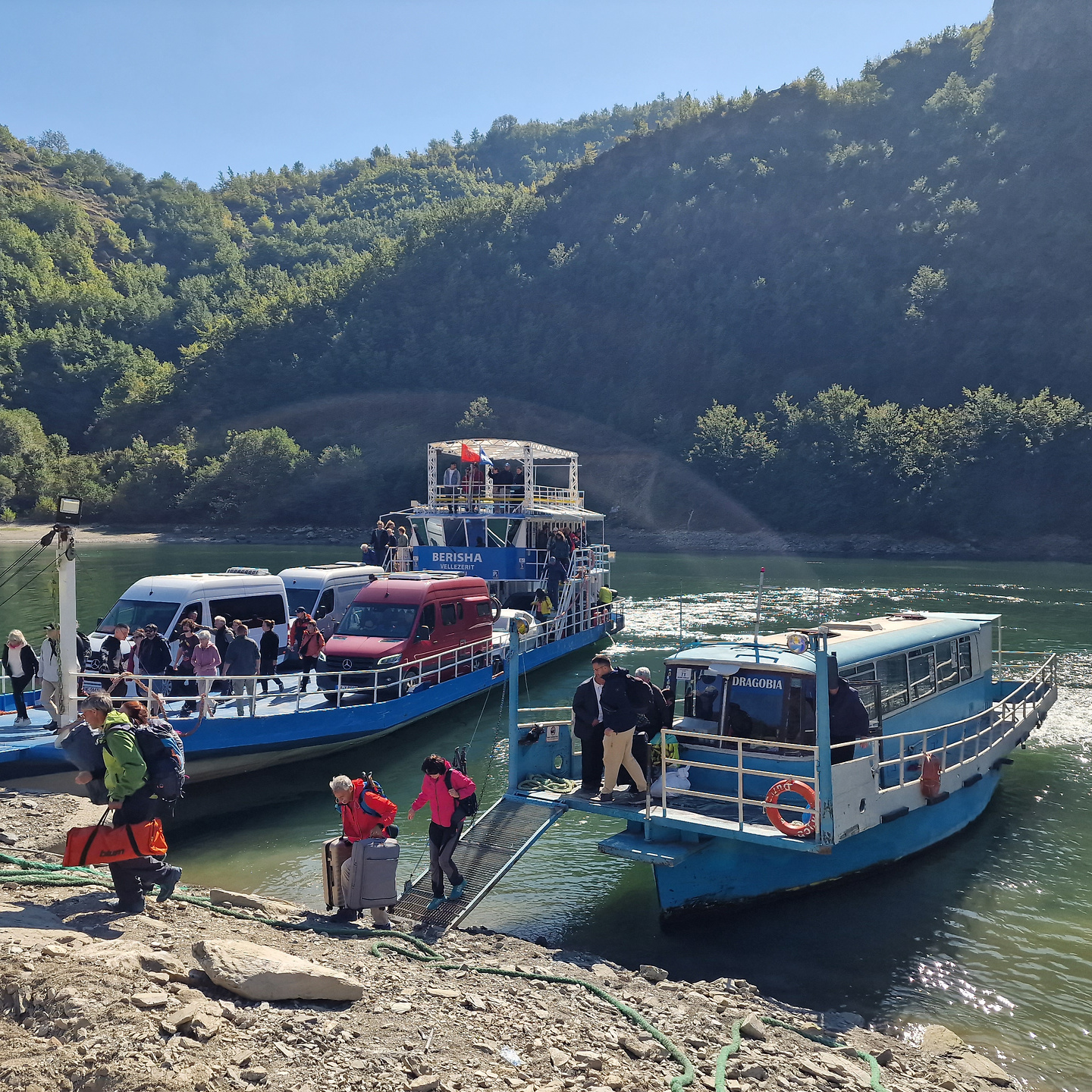 komani-ferry1.jpg