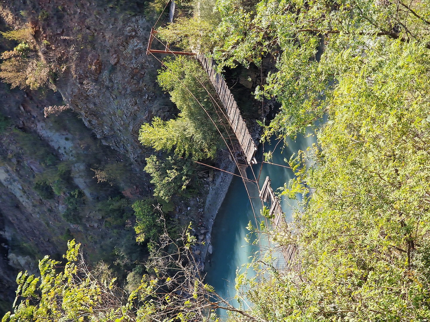 komani-road1.jpg