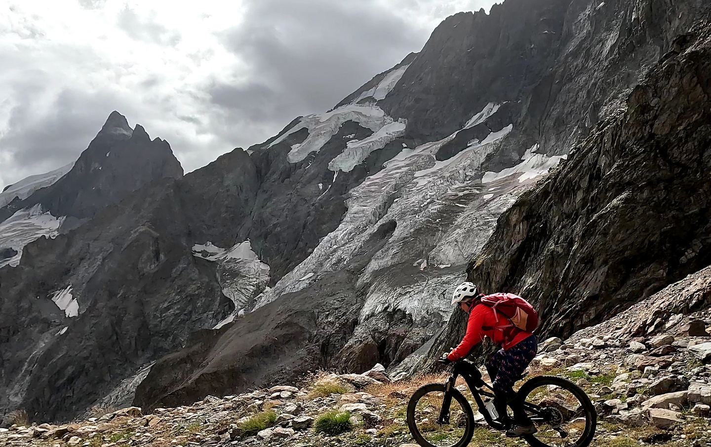 lagrave-trail14.jpg