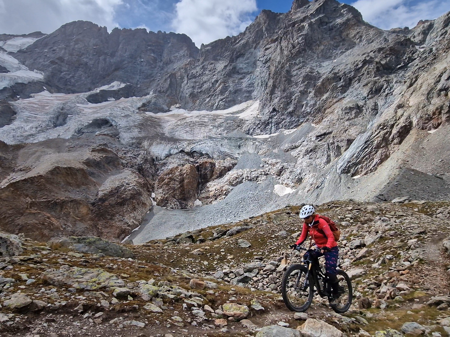 lagrave-trail22.jpg