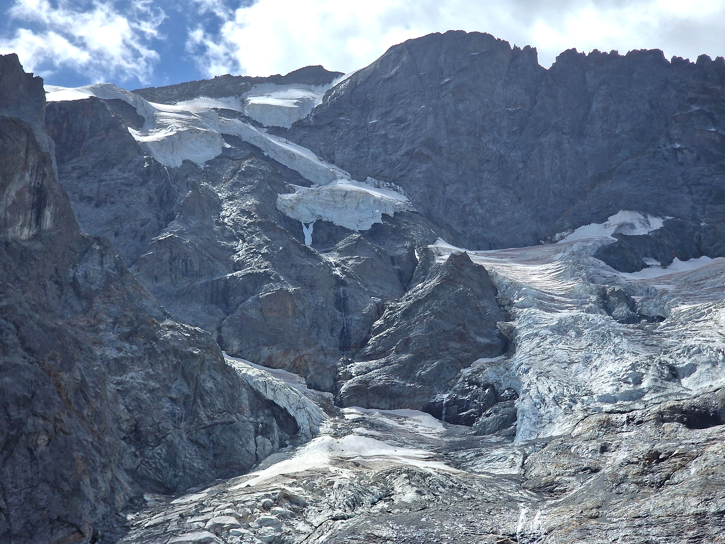 lagrave-trail32.jpg