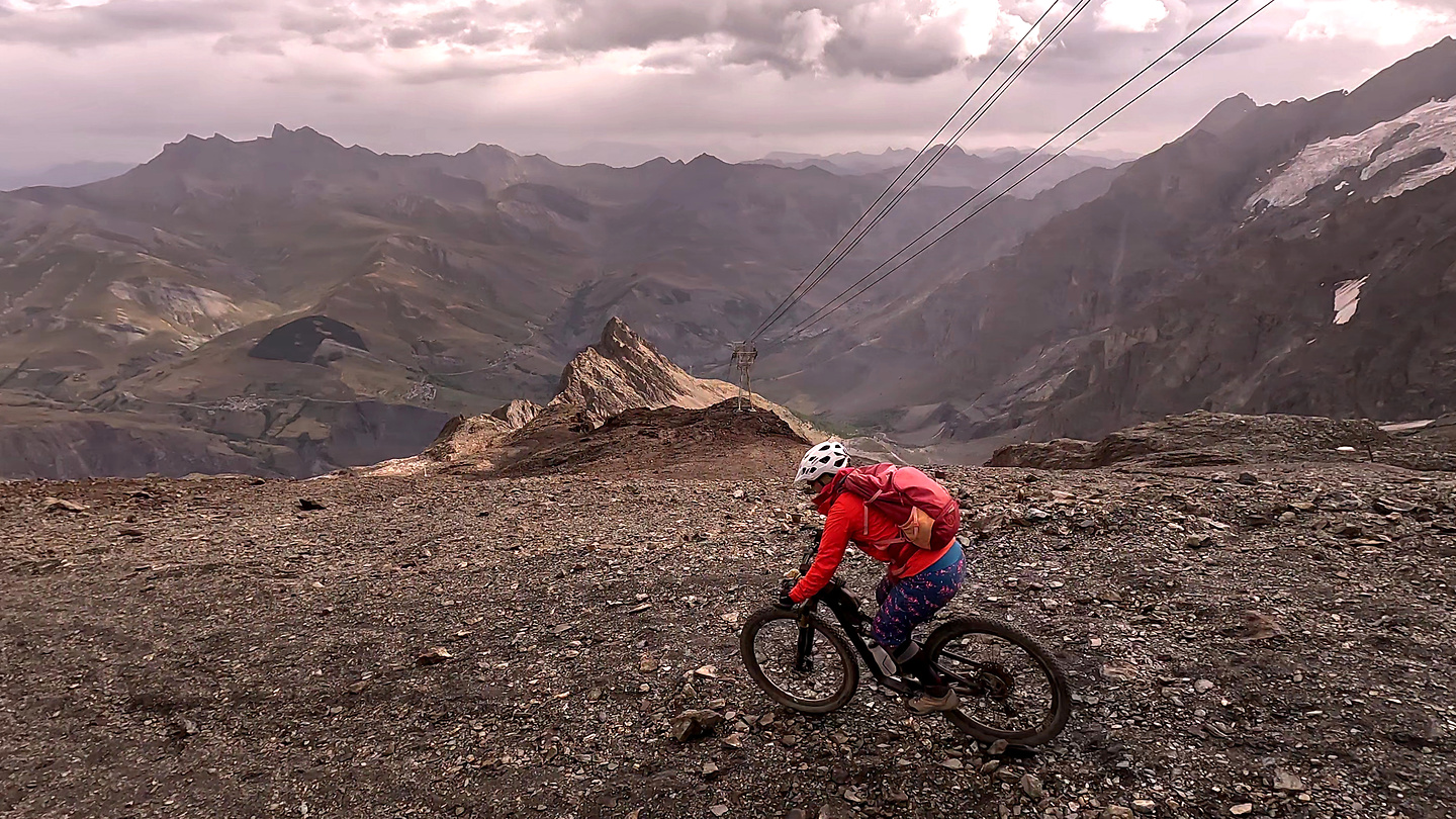lagrave-trail5.jpg