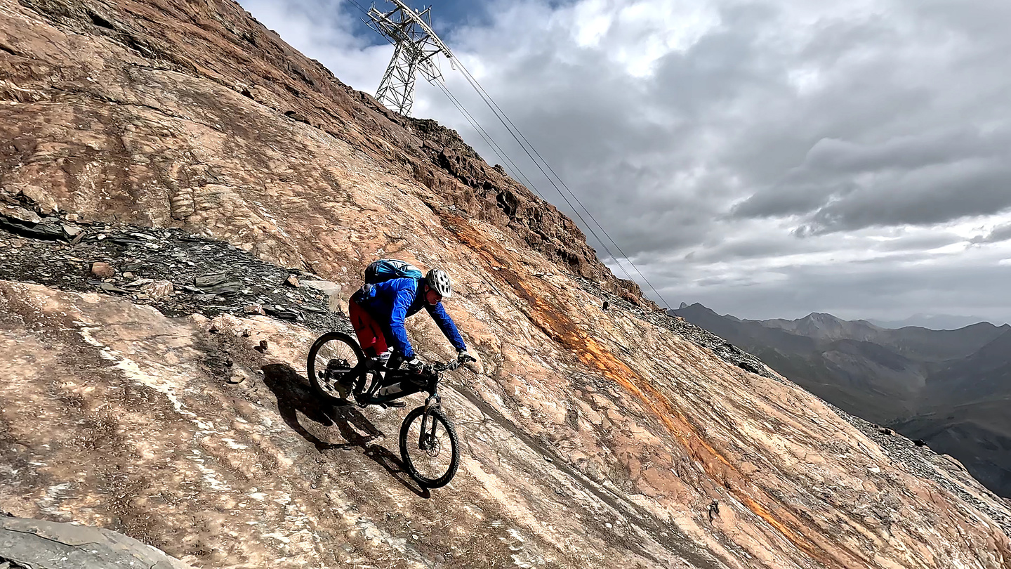 lagrave-trail7.jpg